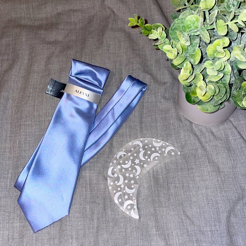 Alfani silk blue tie